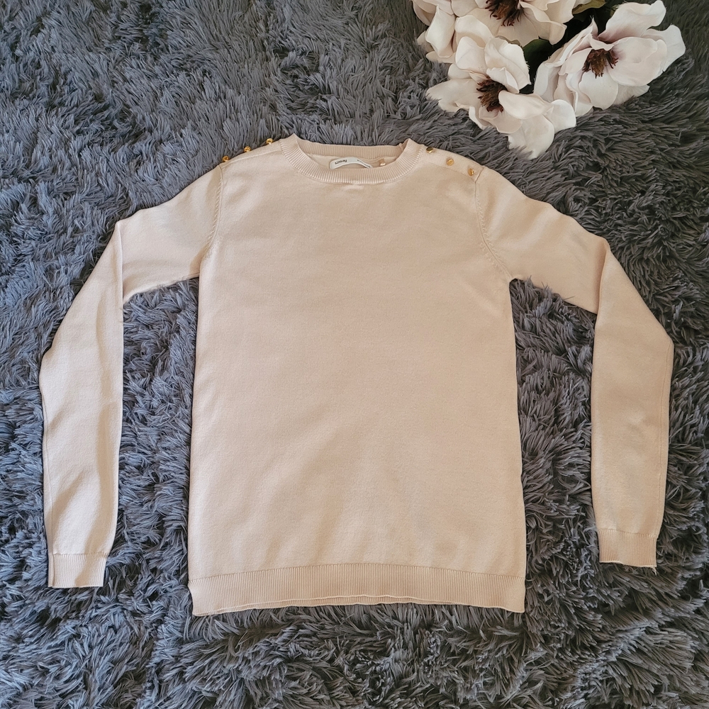 Women's Cream Sweater with Gold Accents